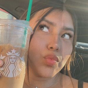 Meet your Posher, Arely